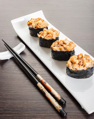 Japanese food, spicy unagi roll