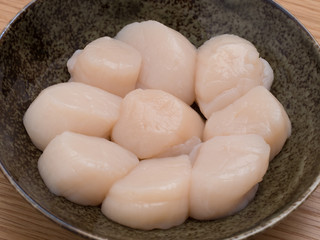 生の帆立貝