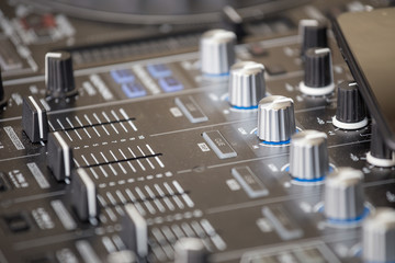 Professional DJ controller 