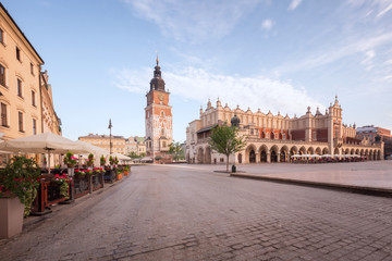 Fototapeta na wymiar The Krakow Cloth Hall on the Main Square at sunrise, Poland