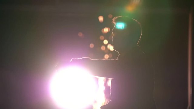 Tricking sport, kick of hand, night light bulbs