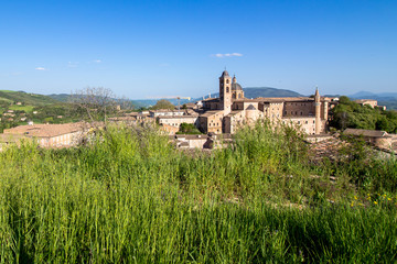 Fototapeta na wymiar cityscape of Urbino in Italy