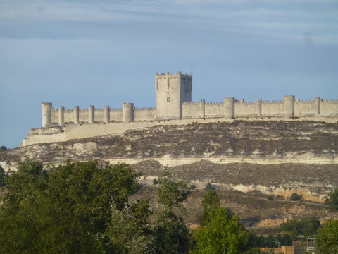Peñafiel,villa y pueblo de España en la provincia de Valladolid, en la comunidad autónoma de Castilla y León cercana a provincia de Burgos (España)