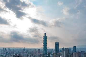 Fototapeta premium Taipei, Taiwan - May 20, 2018: Aerial panorama over Downtown Taipei with Taipei 101 Skyscraper, Landmark buildings of Taipei