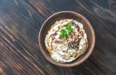 Chicken with tomato cream sauce