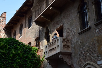 Fototapeta na wymiar Verona - balcone di Giulietta e Romeo