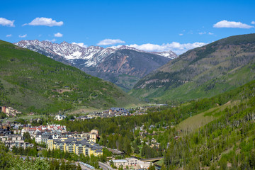 Colorado Mountain Landscape Near the Ski Resort of Vail - obrazy, fototapety, plakaty