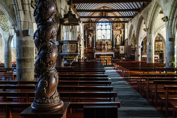 F, Bretagne, Finistère, Pleyber-Christ, Innenraum der Kirche Saint-Pierre
