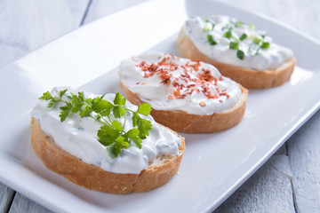 Sour cream spread with home made bread