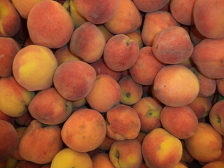 Naklejka na ściany i meble ripe fresh peaches