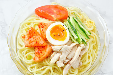キムチの冷麺
