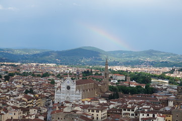 Vue de Santa Croce + arc -en-ciel