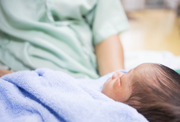 Obraz na płótnie Canvas newborn baby