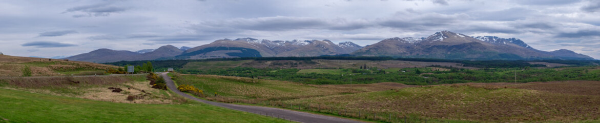 Fototapeta na wymiar Bergkette in den schottischen Highlands