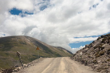 A road through the Tibetan Himalayas