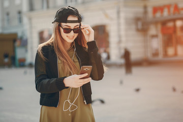Fototapeta premium girl with phone