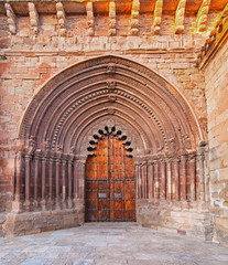 Fototapeta premium Gate of a medieval church in Spain