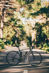 Fototapeta na wymiar Fahrrad auf Mallorca, helm von Oben