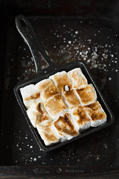 Salted caramel mallows