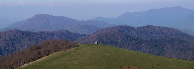Gruzja, Park Narodowy Borjomi – Kharagauli - górski krajobraz © Iwona