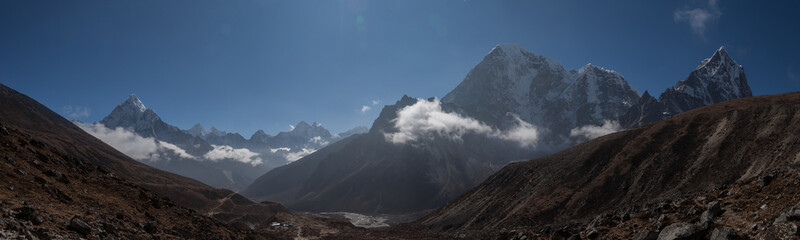 Everest Lhotse PumoRi AmaDablam Himalaje treking - obrazy, fototapety, plakaty