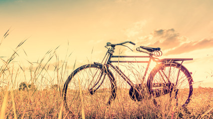 Fototapeta na wymiar beautiful landscape image with Bicycle in vintage tone style