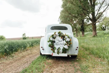 Papier Peint photo Voitures anciennes Belle voiture de mariage avec plaque JUST MARRIED