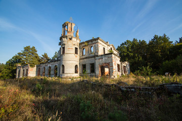 Fototapeta na wymiar Ruins of an ancient castle Tereshchenko Grod in Zhitomir, Ukraine. Palace of 19th century