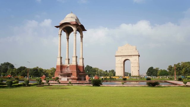 India, Delhi, New Delhi, India Gate, the 42 metre high India Gate is at the eastern end of Rajpath. Republic Day is held here every 26th January attracting millions