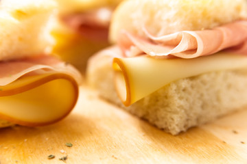 Panini al prosciutto e formaggio 