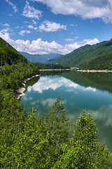 Fototapeta na wymiar Olt river in Romania