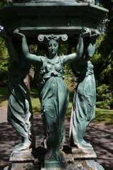 Acrylic prints Fountain Célèbre fontaine Wallace offerte à la population française en 1872