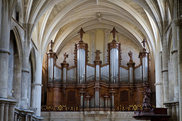 Orgel in der Kathedrale von Bordeaux