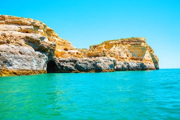 Fototapeta na wymiar Wild coast in Algarve, Atlantic ocean, Portugal