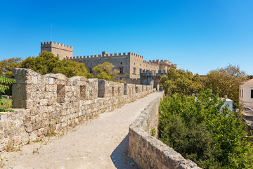 Fototapeta na wymiar City walls and entrance to Grand master palace (Rhodes, Greece)