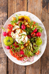 tomato salad with mozzarella