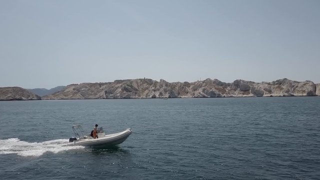 Boat Marseille Island