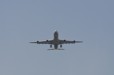 flugzeug im landeanflug