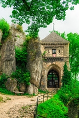 Obraz premium beautiful old ruined castle in the Ojzow park in Poland