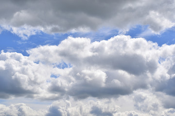 Fototapeta na wymiar Cumulus clouds and a little sky.