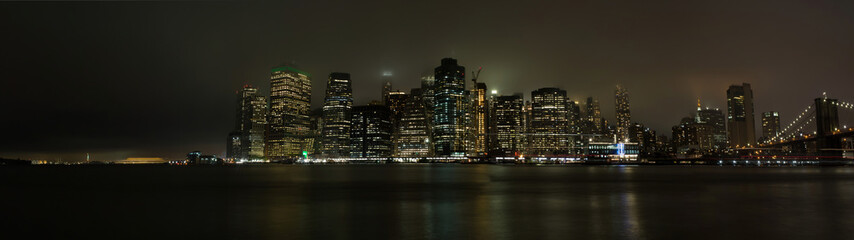 New York skyline Manhattan di sera 