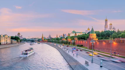 Foto op Aluminium Panoramic view of the Moscow river and the Kremlin © f11photo