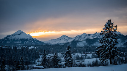 Tatry pierwszy śnieg © BlackMediaHouse