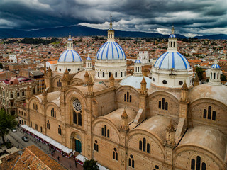 Aerial View of New Cathedral in center of Cuenca, Ecuador - obrazy, fototapety, plakaty