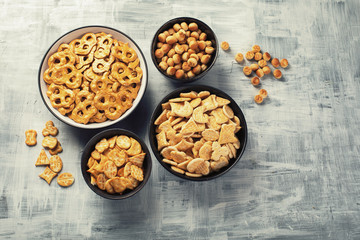 Mix of crackers and popcorn.