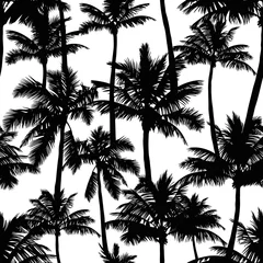 Keuken foto achterwand Palmbomen Zwarte vector palmbomen geïsoleerd op een witte achtergrond. Hand getekende naadloze patroon. Perfect voor stof, behang of inpakpapier.