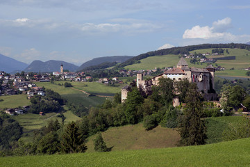 Fototapeta na wymiar Schloss Prösels in Südtirol