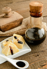 Aceto balsamico tradizionale italiano e parmigiano