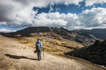 Fototapeten Paesaggio di montagna, Cusco, Perù © David Pellicola