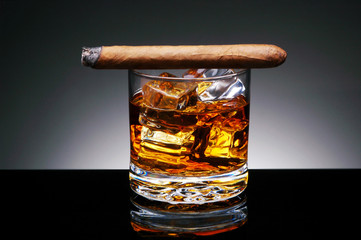glass, drink, ice, whiskey, alcohol, cold, beverage, cola, liquid, isolated, cocktail, soda, brandy, white, whisky, scotch, tea, brown, cube, liquor, bar, cigar, object, rum, cool